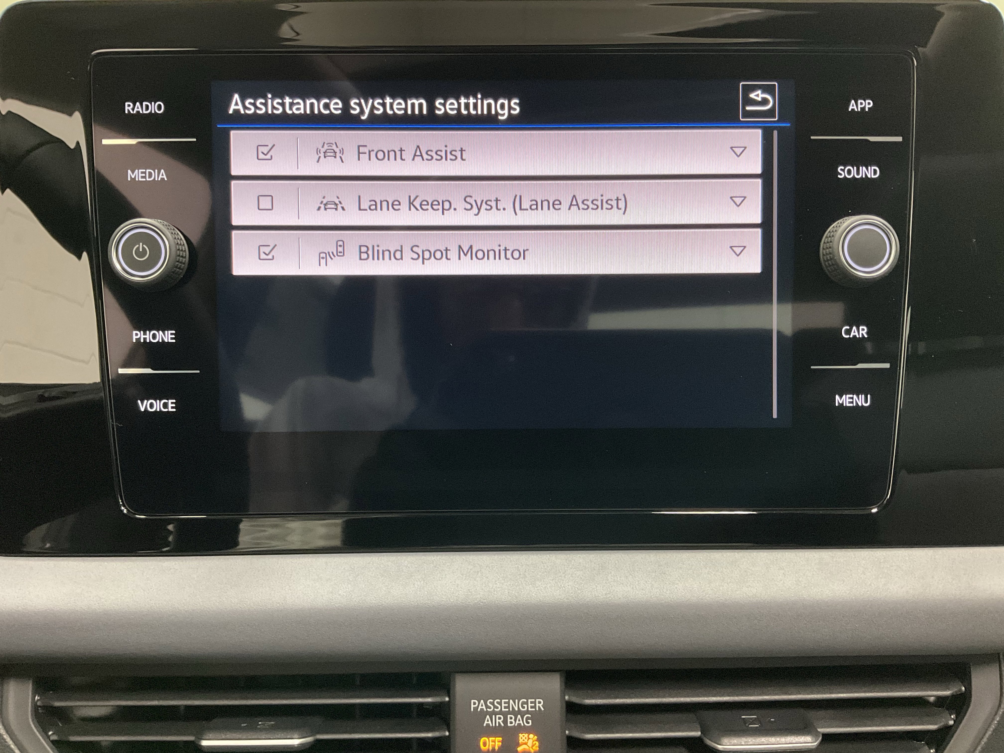 New 2026 Volkswagen Jetta SE image 5