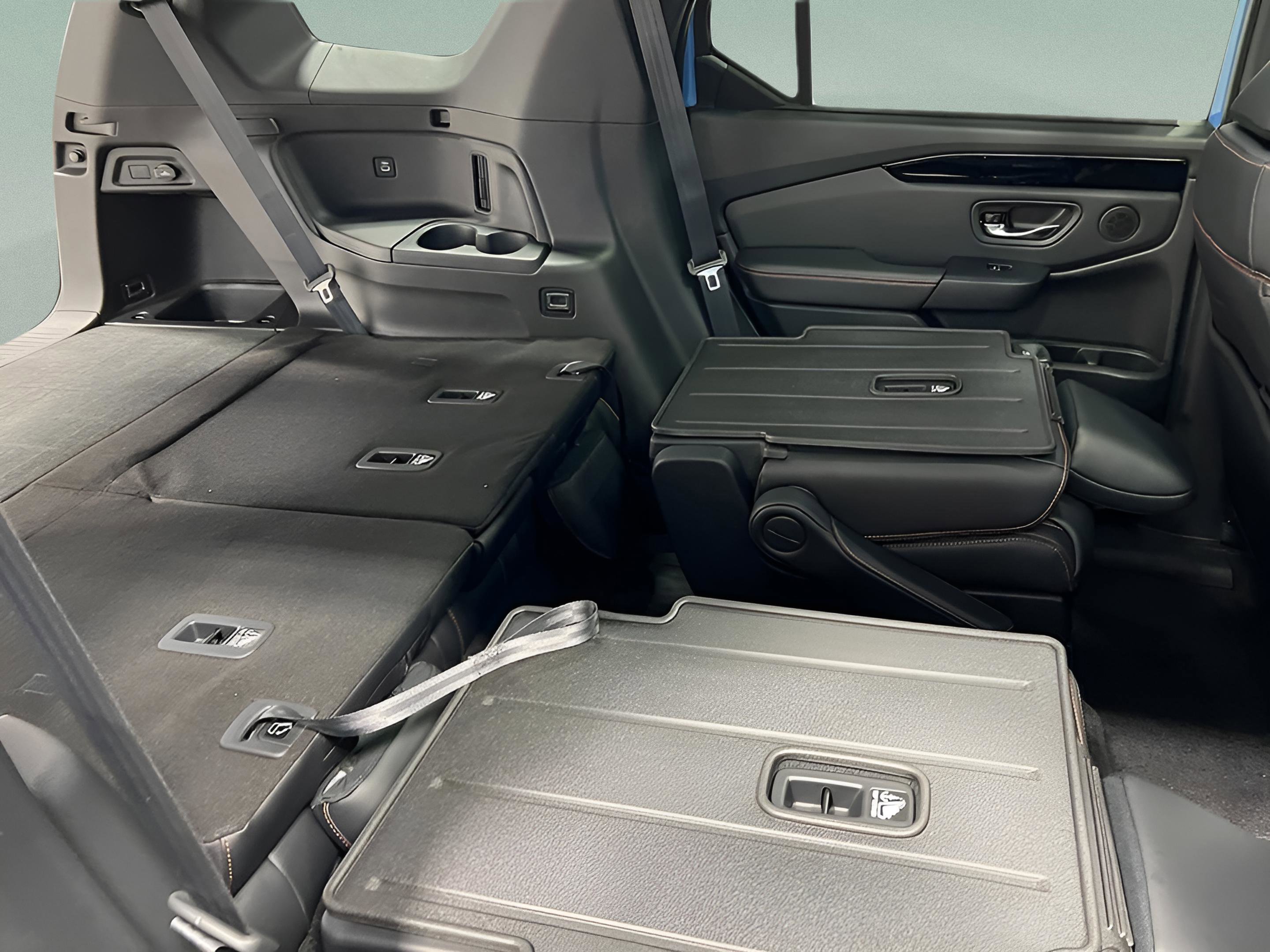 New 2025 Honda Pilot TrailSport image 39