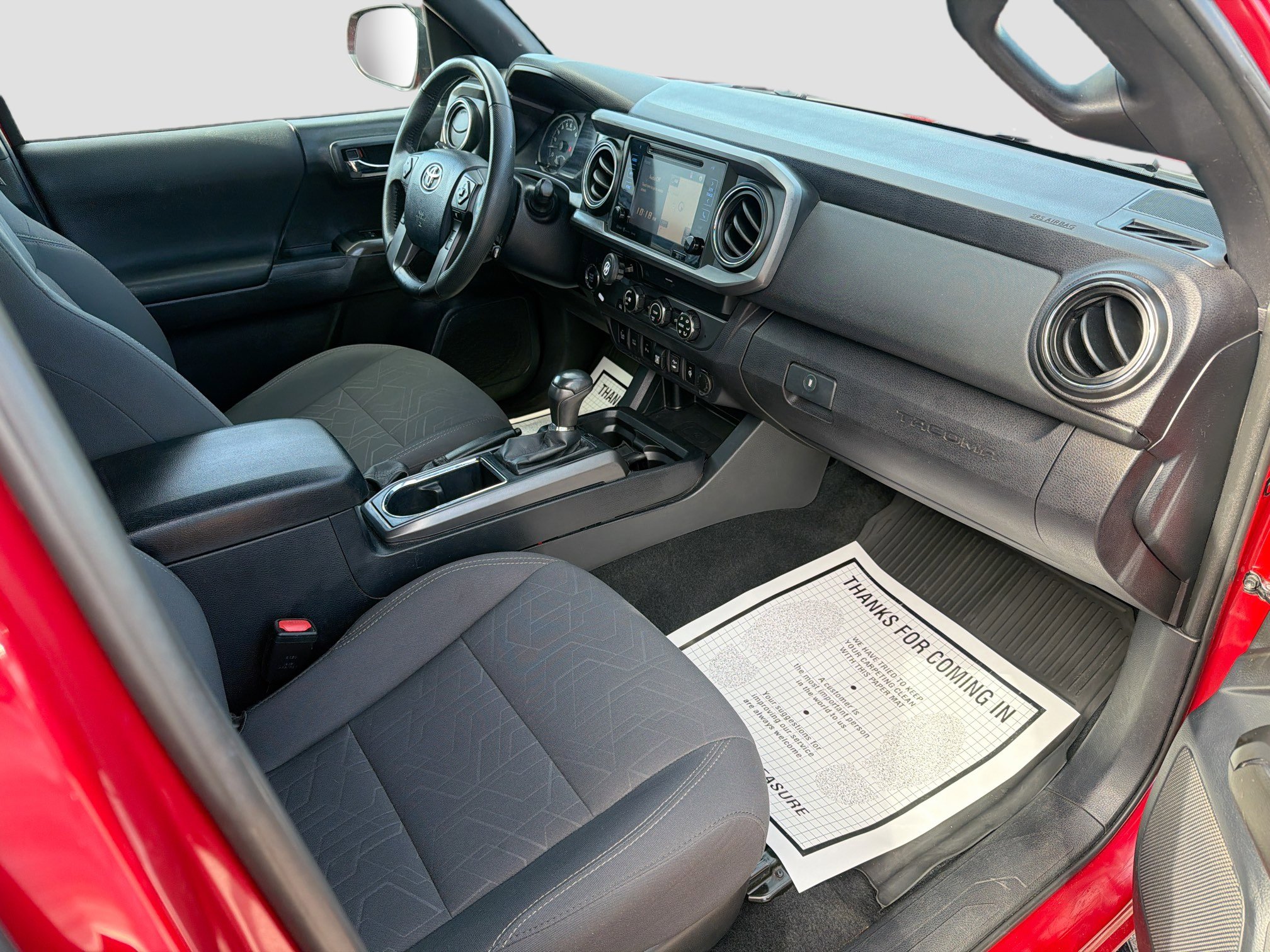 Used 2019 Toyota Tacoma Limited image 12