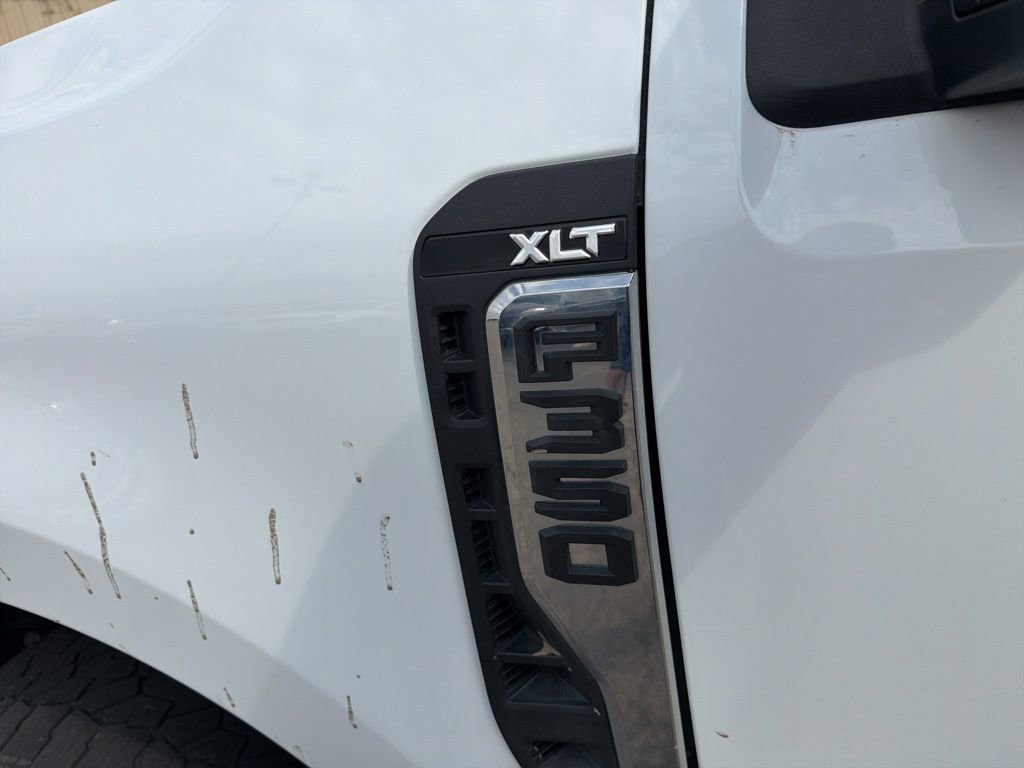 Used 2024 Ford F350 XLT AWD/4WD image 5