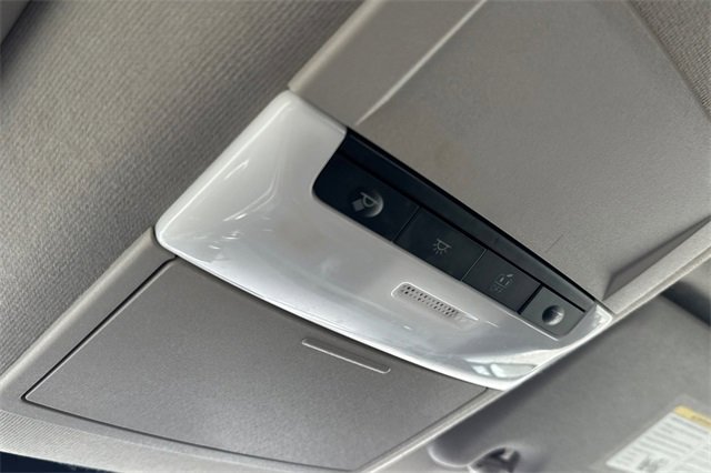 Used 2025 Nissan Sentra SV image 24