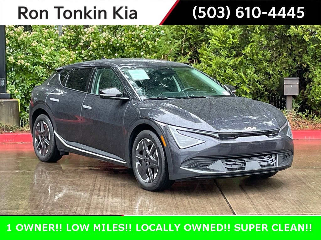 Used 2025 Kia EV6 Light video 1