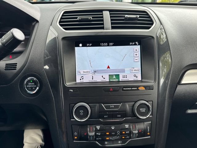 Used 2019 Ford Explorer XLT w/ Equipment Group 202A FWD image 11