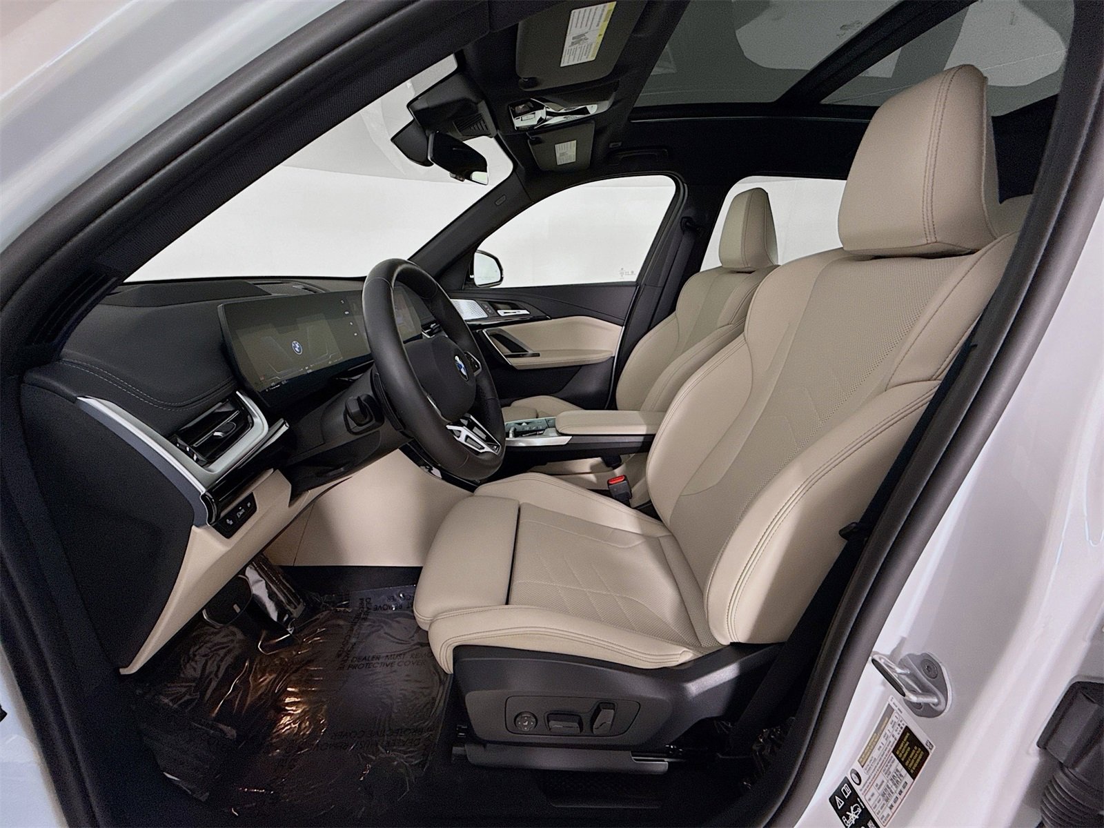 Used 2025 BMW X1 xDrive28i w/ Technology Package image 21