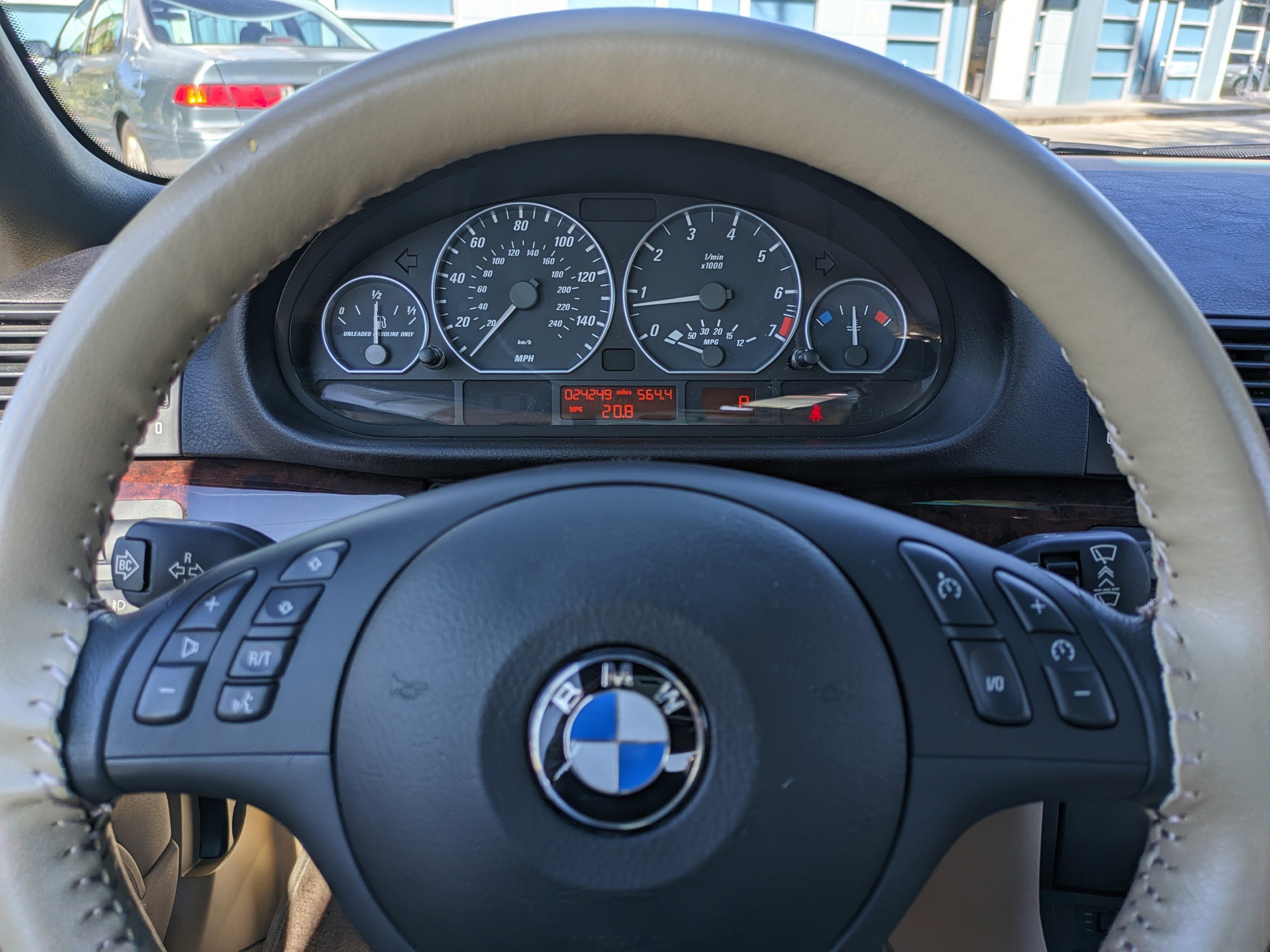 Used 2005 BMW 330Ci Convertible image 27