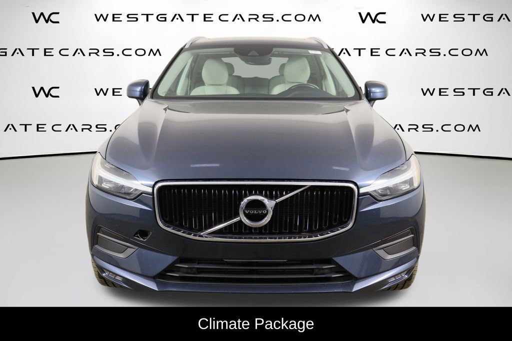 Used 2021 Volvo XC60 T5 Momentum w/ Premium Package image 2