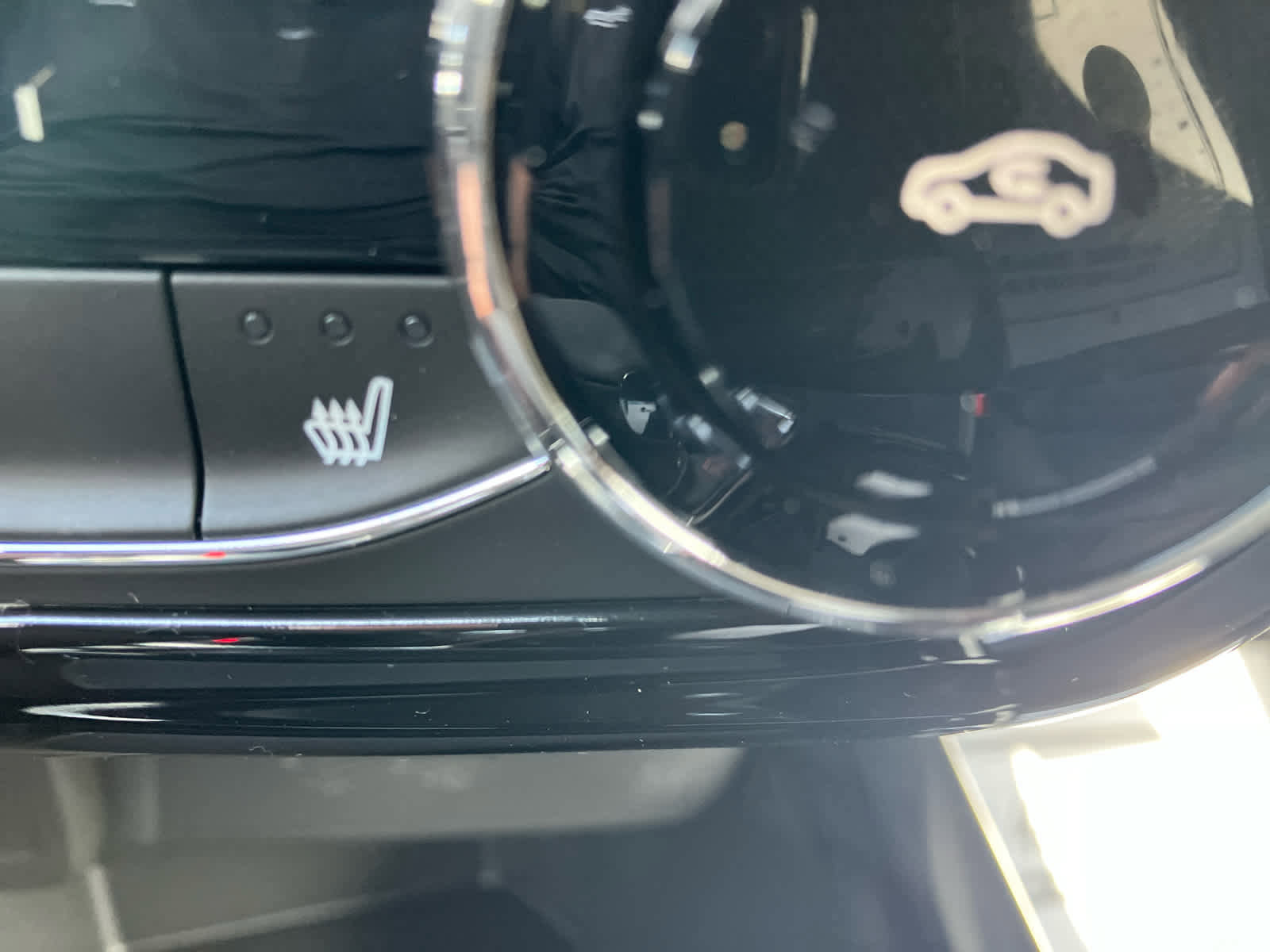 New 2026 Chevrolet Trax RS w/ Driver Confidence Package image 25