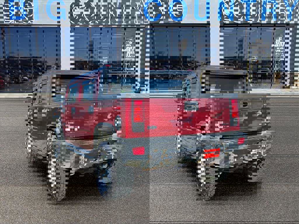 Used 2005 HUMMER H2 SUT w/ Preferred Equipment Group image 3