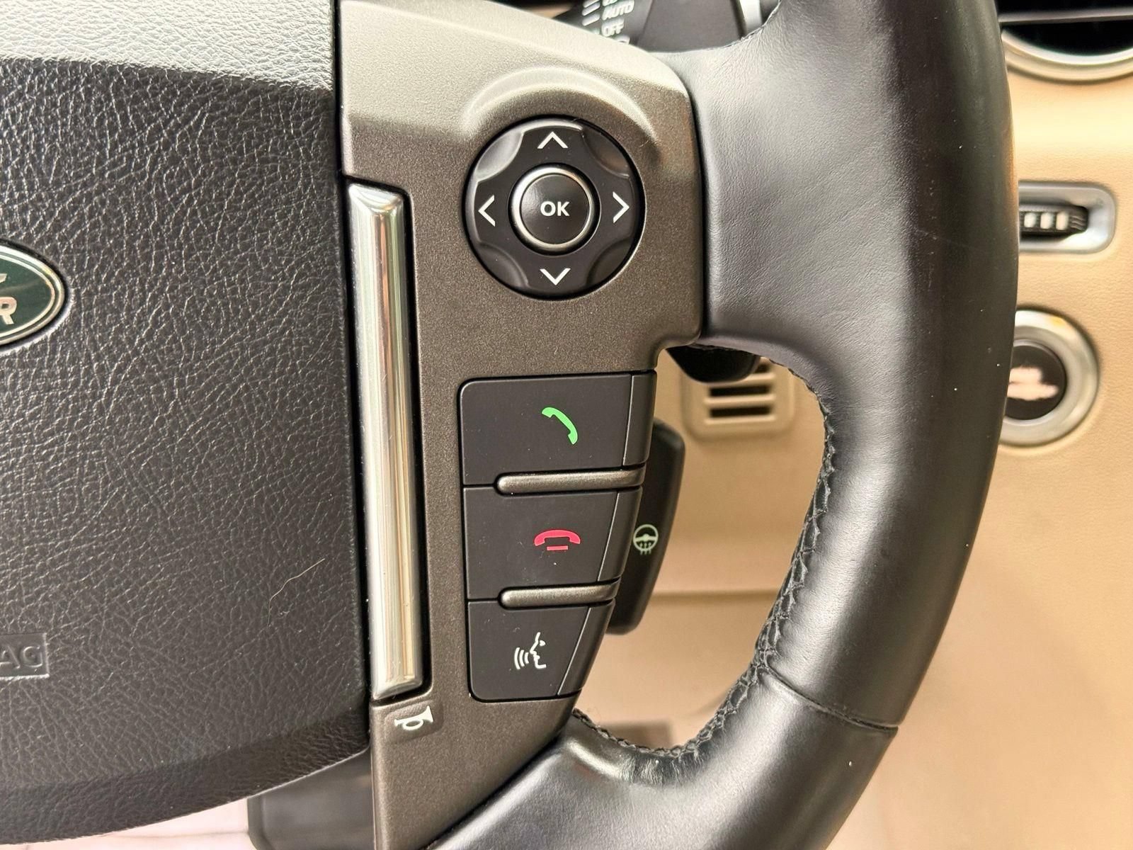 Used 2014 Land Rover LR4 HSE AWD/4WD image 51