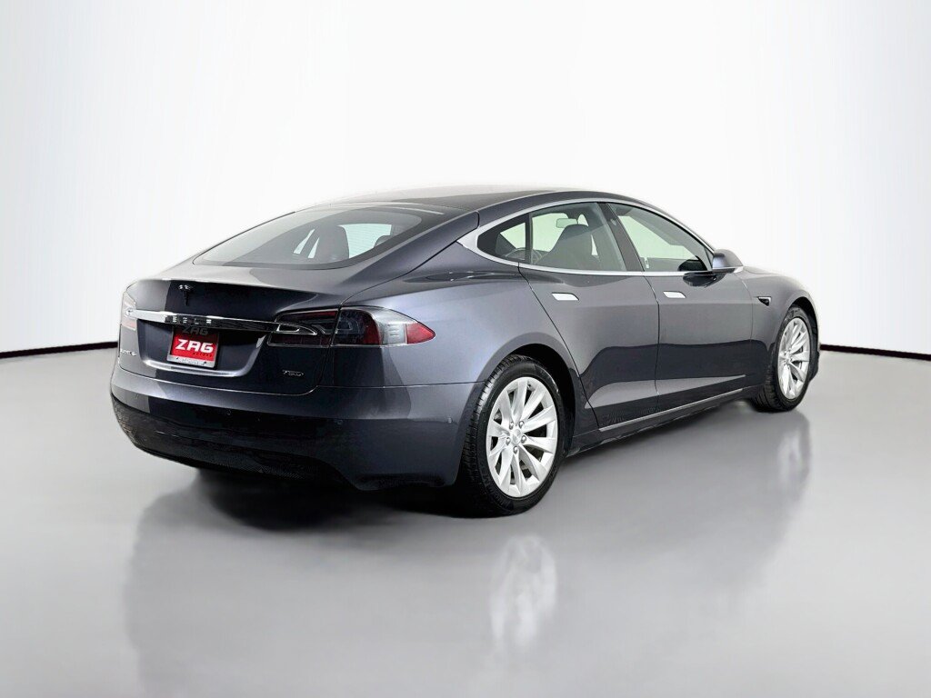 Used 2018 Tesla Model S 75D AWD/4WD image 5