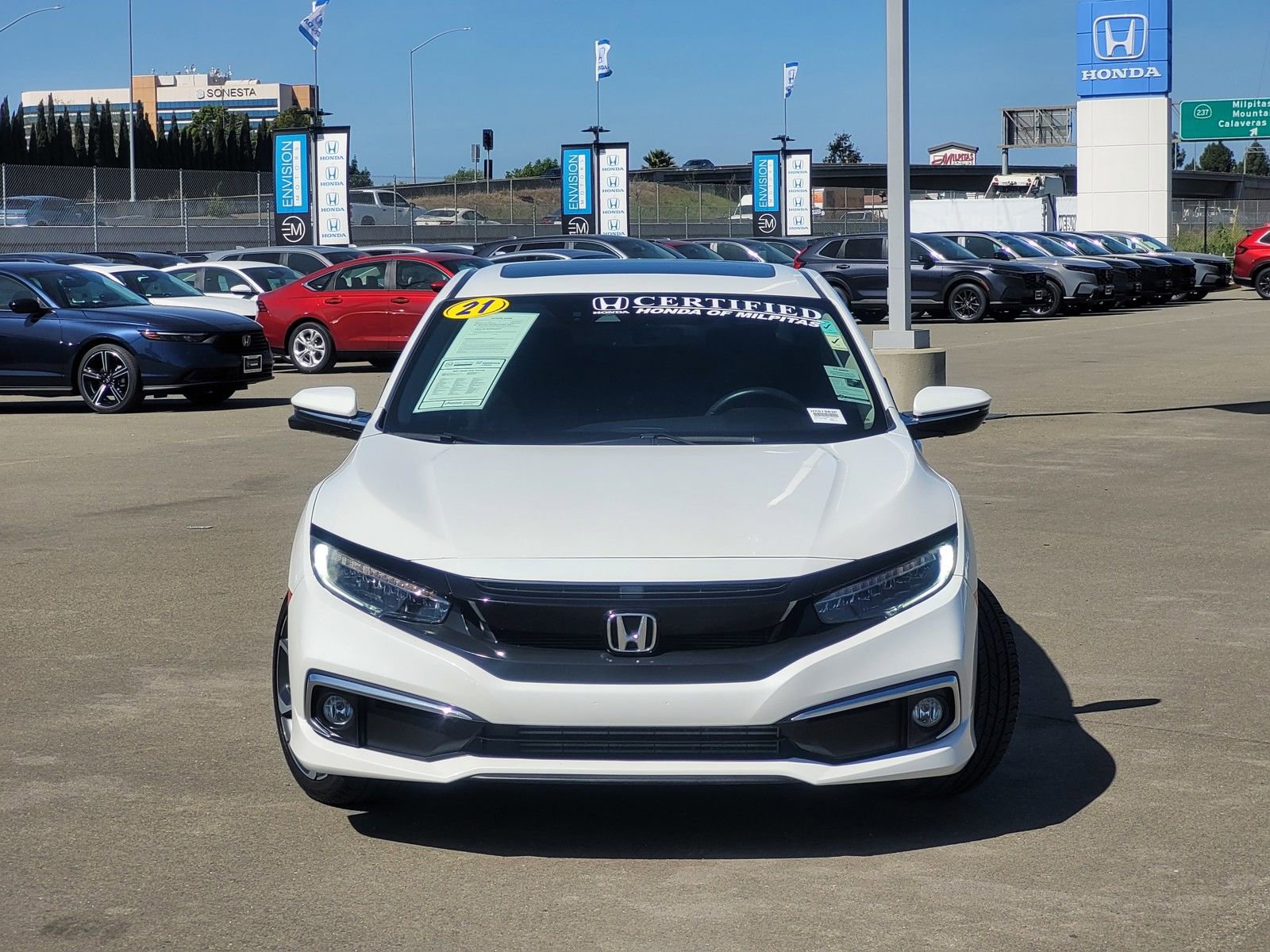 Used 2021 Honda Civic Touring image 2