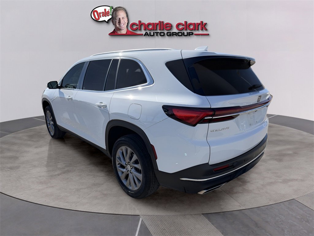 Used 2025 Buick Enclave Preferred image 4