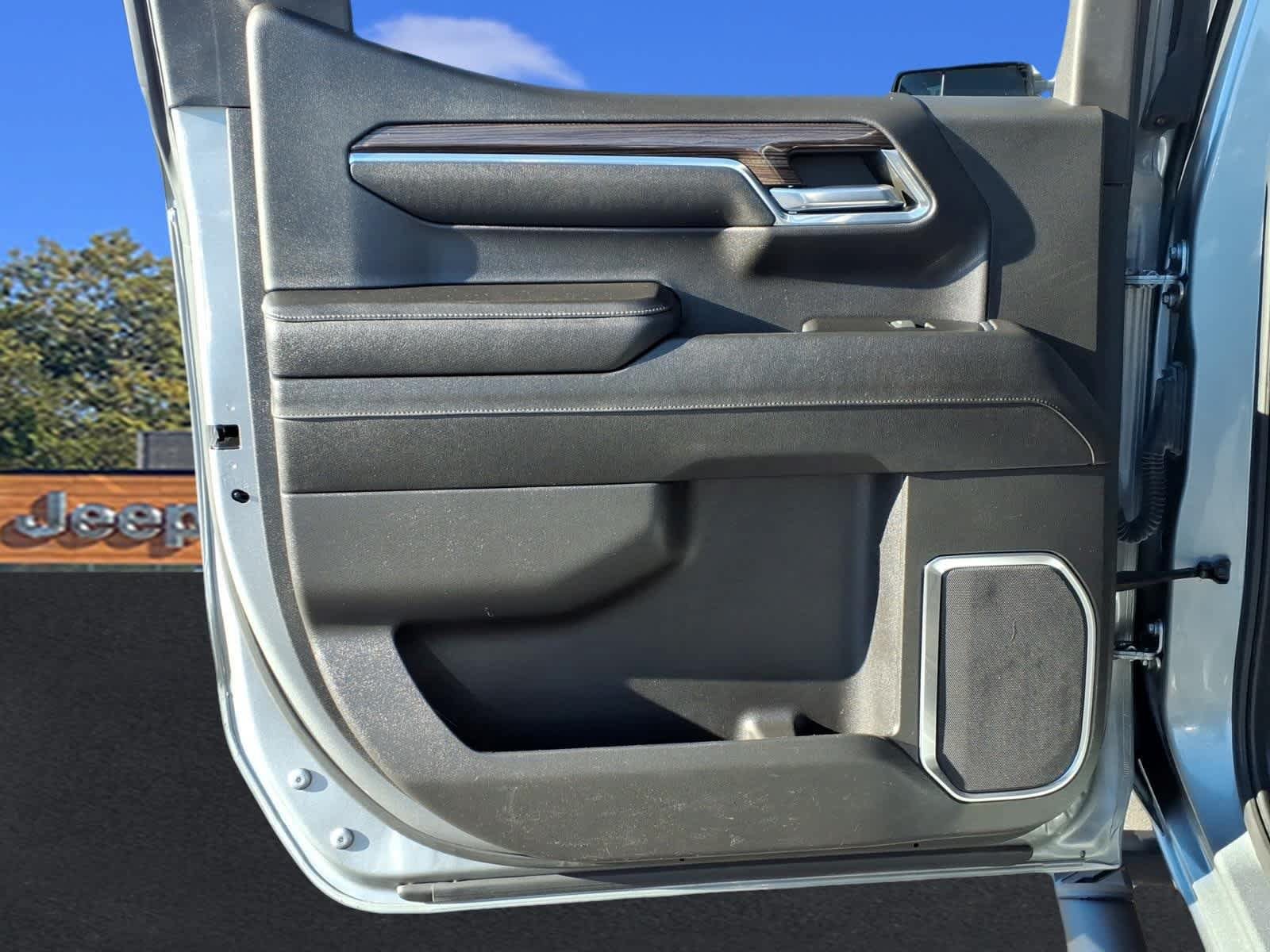 Used 2023 Chevrolet Silverado 1500 RST AWD/4WD image 27