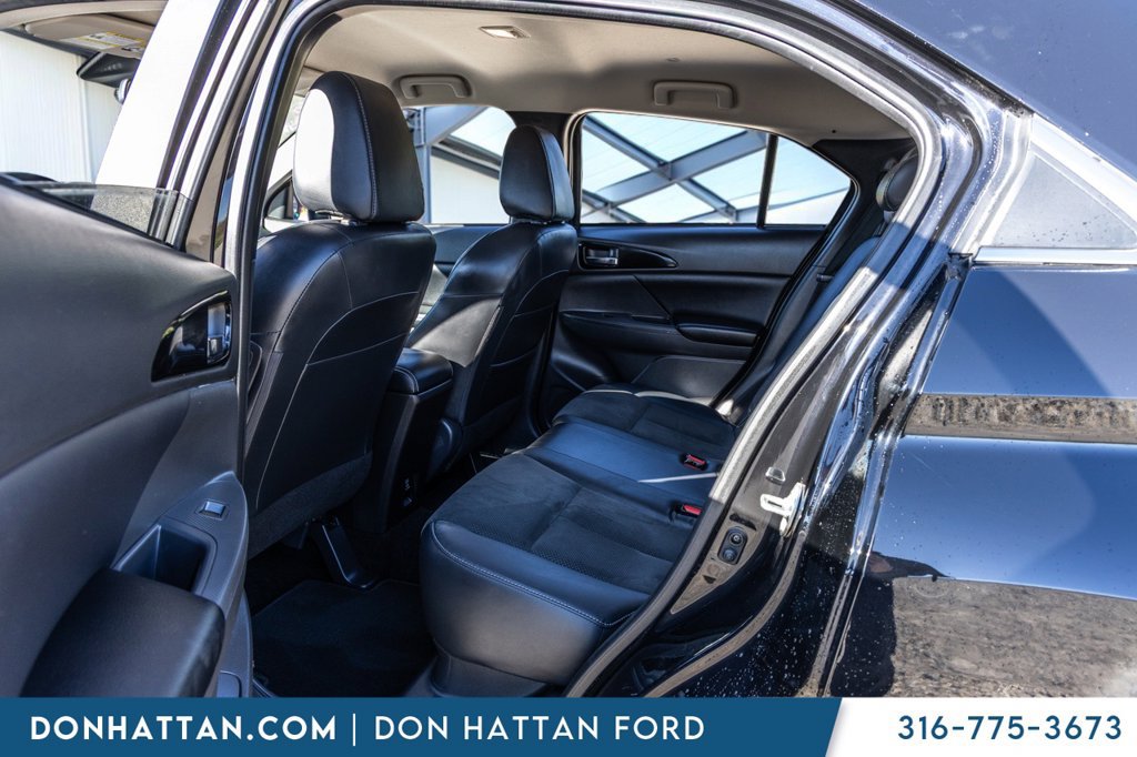 Used 2022 Mitsubishi Eclipse Cross AWD image 18