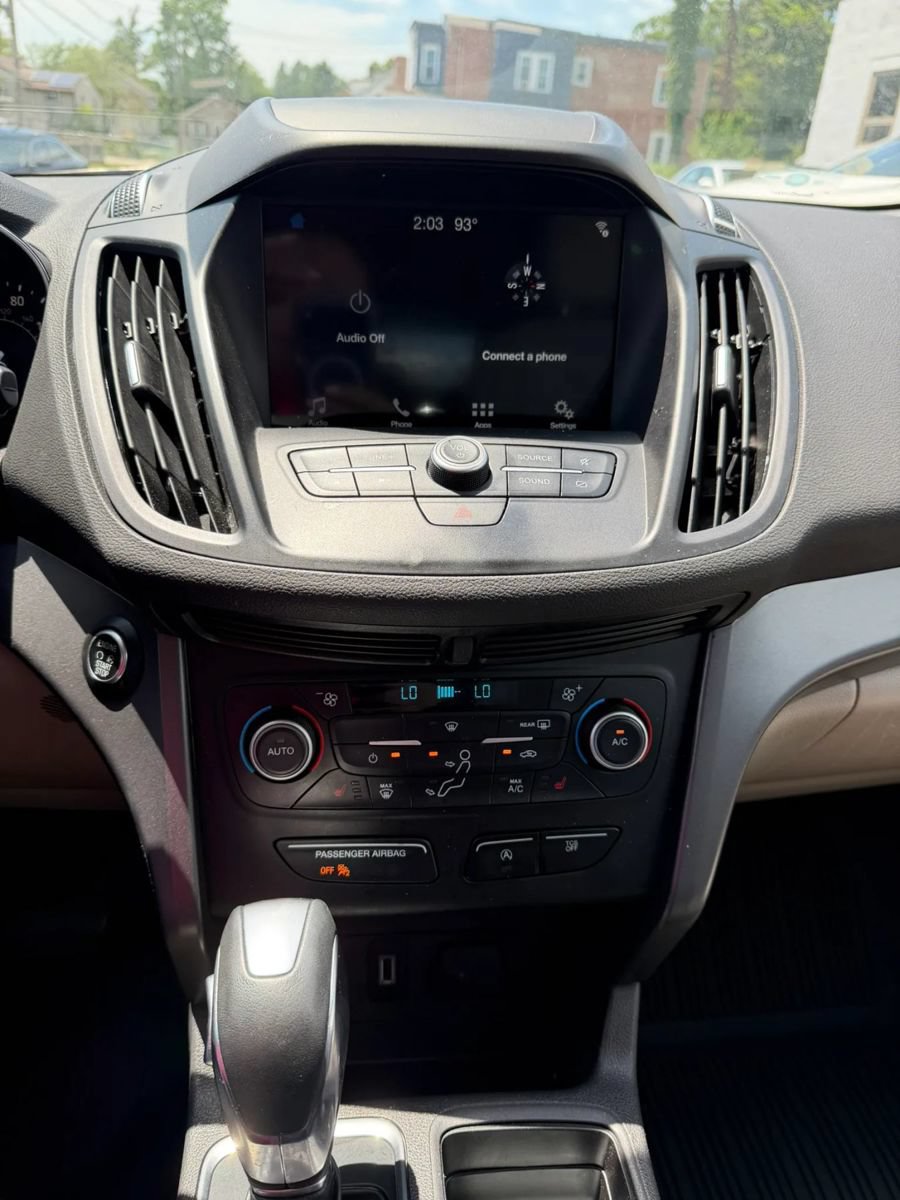 Used 2019 Ford Escape SEL AWD/4WD image 6