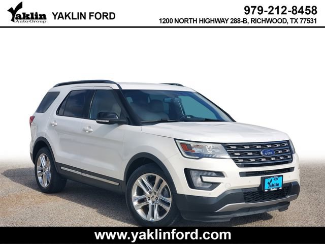 Used 2017 Ford Explorer XLT w/ Equipment Group 202A image 1