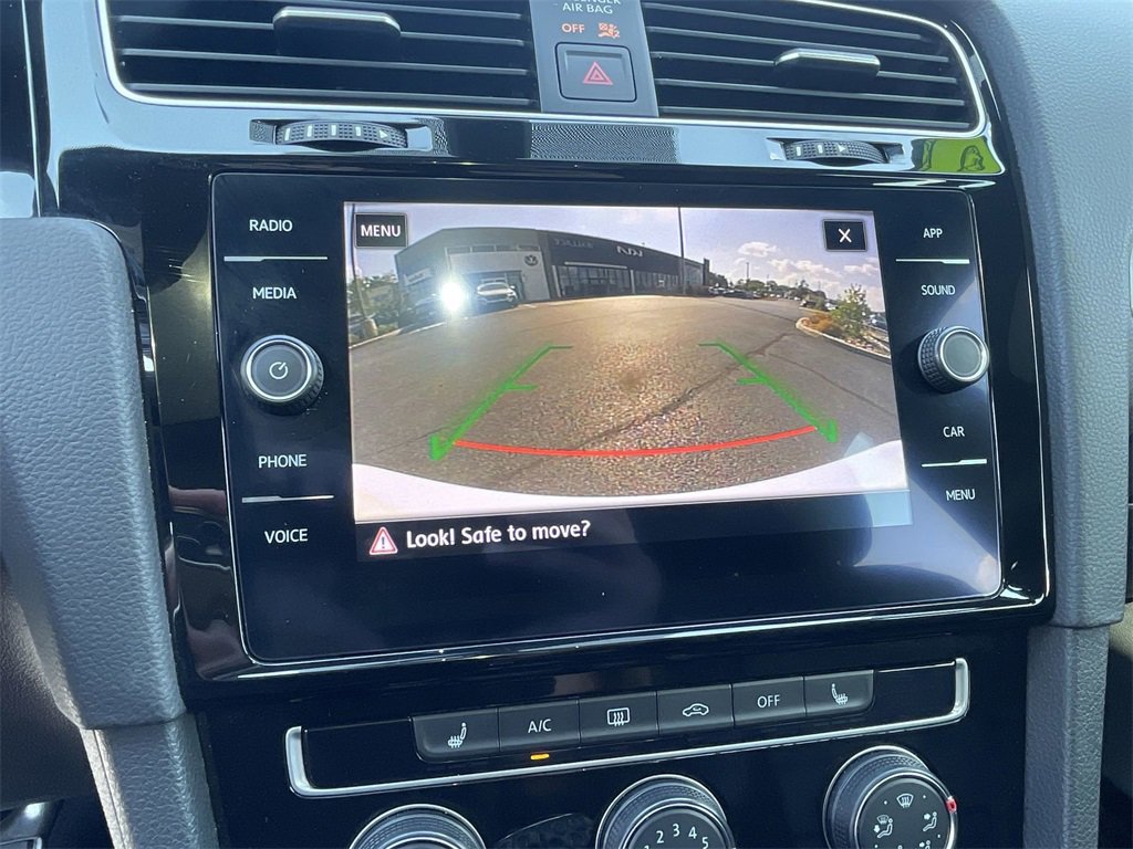 Used 2019 Volkswagen GTI SE w/ SE Experience Package image 13