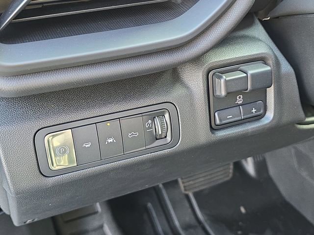 Used 2024 Chevrolet Silverado EV W/T image 17