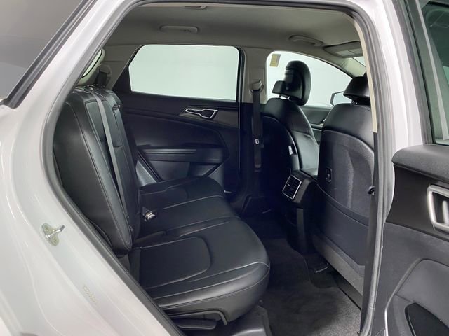Used 2023 Kia Sportage EX image 9