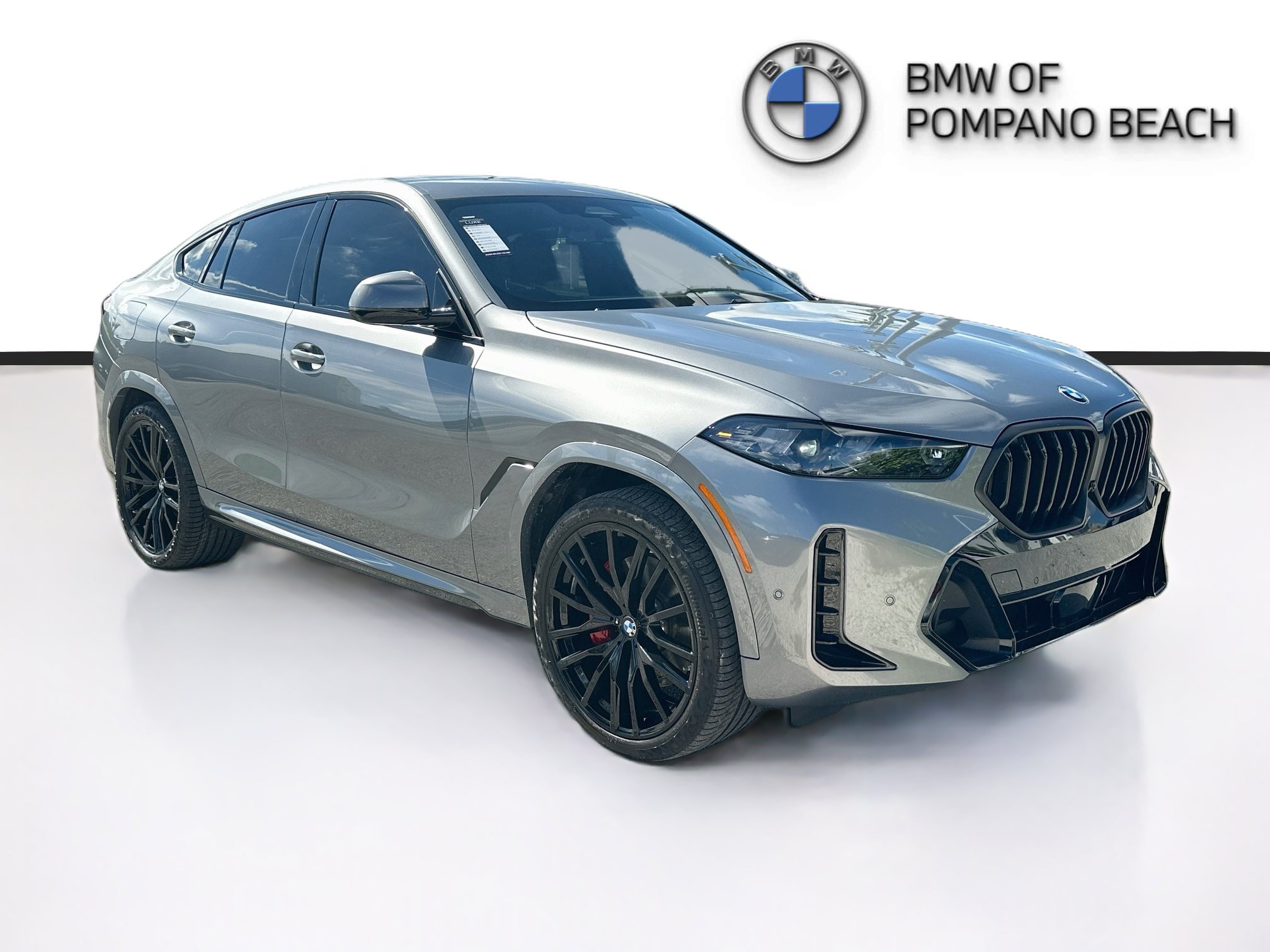 Used 2026 BMW X6 xDrive40i w/ Climate Comfort Package AWD/4WD image 1