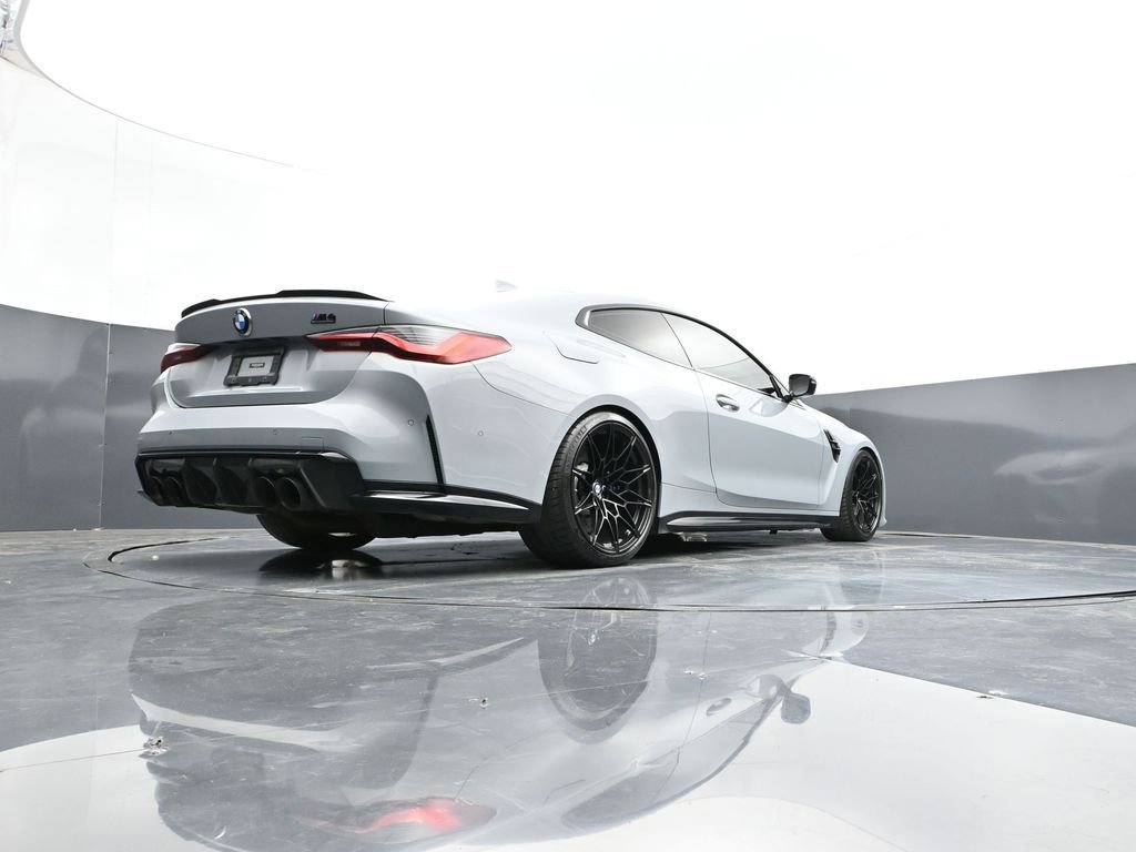 Used 2021 BMW M4 Competition w/ M Carbon Exterior Package RWD image 31