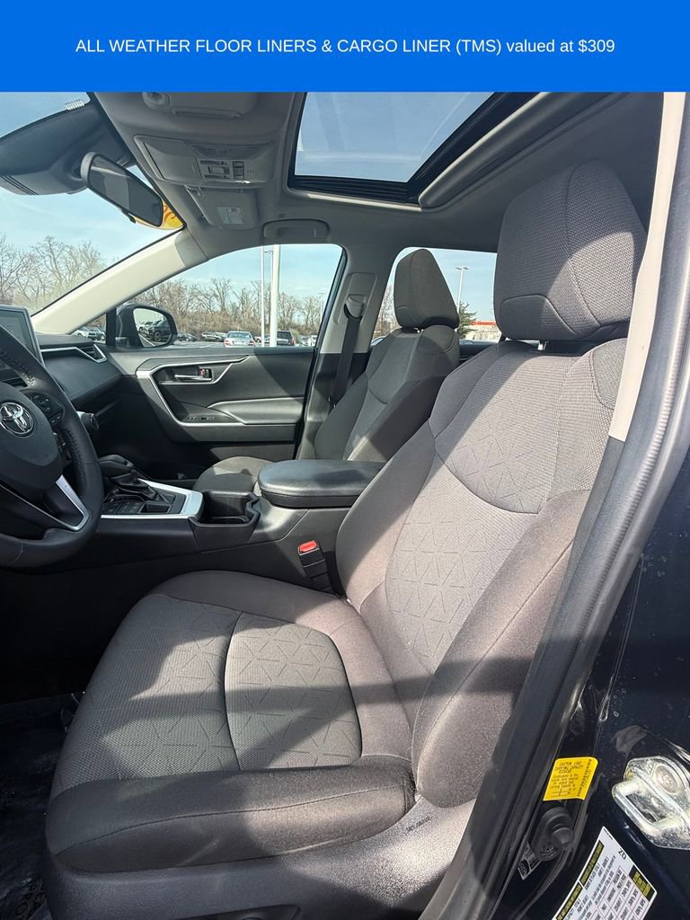 Used 2023 Toyota RAV4 XLE w/ Convenience Package image 7