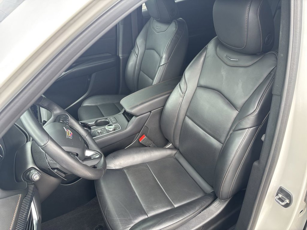 Certified 2023 Cadillac XT4 Sport w/ Sun And Sound Package AWD/4WD image 24