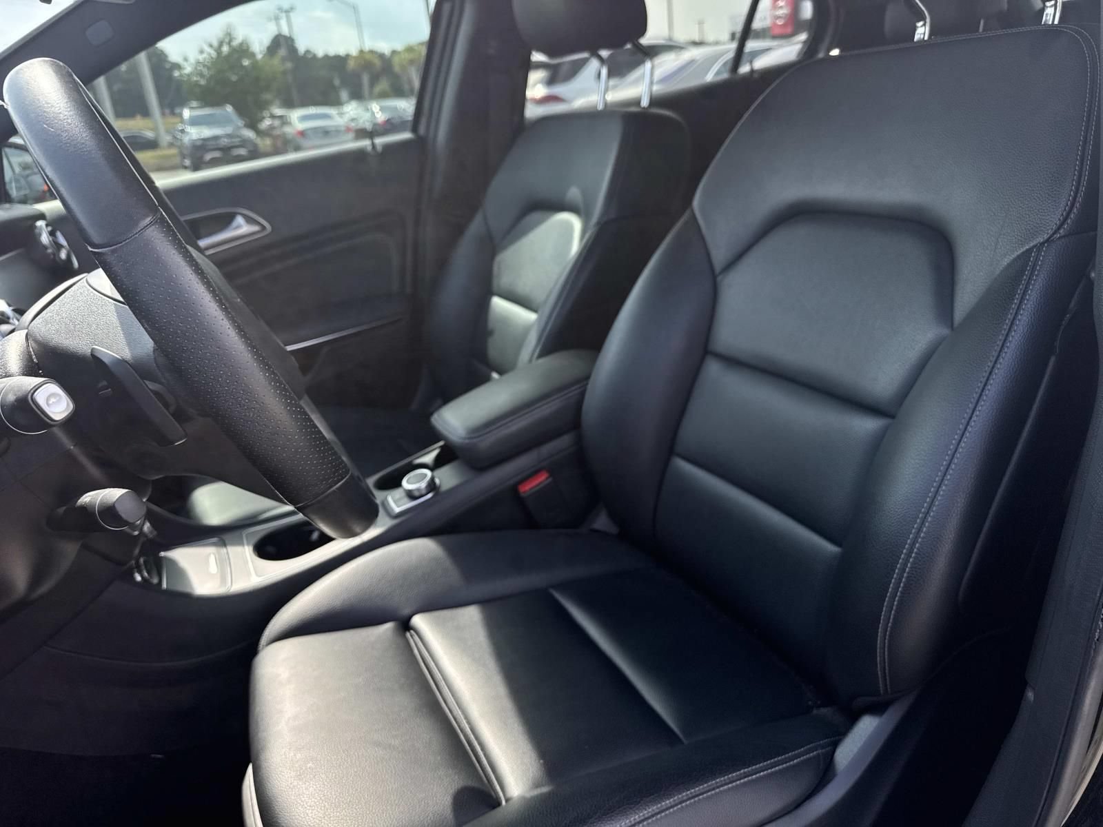 Used 2019 Mercedes-Benz GLA 250 image 14