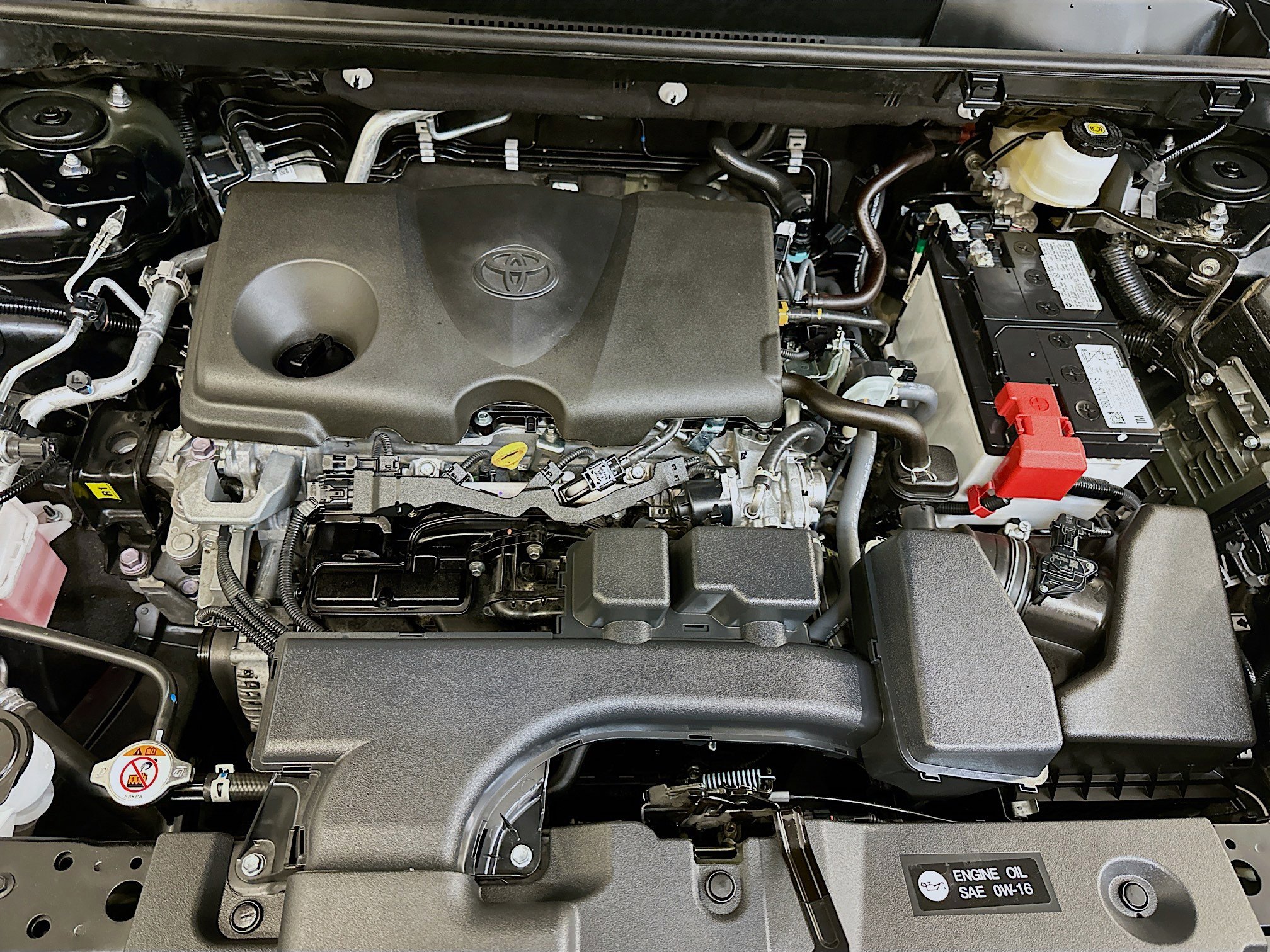 Used 2025 Toyota RAV4 XLE image 36