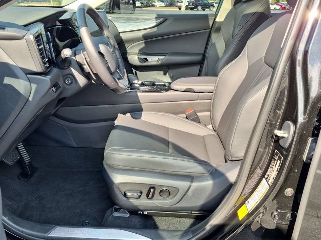 Used 2025 Lexus NX 350 AWD w/ Cold Area Package image 9
