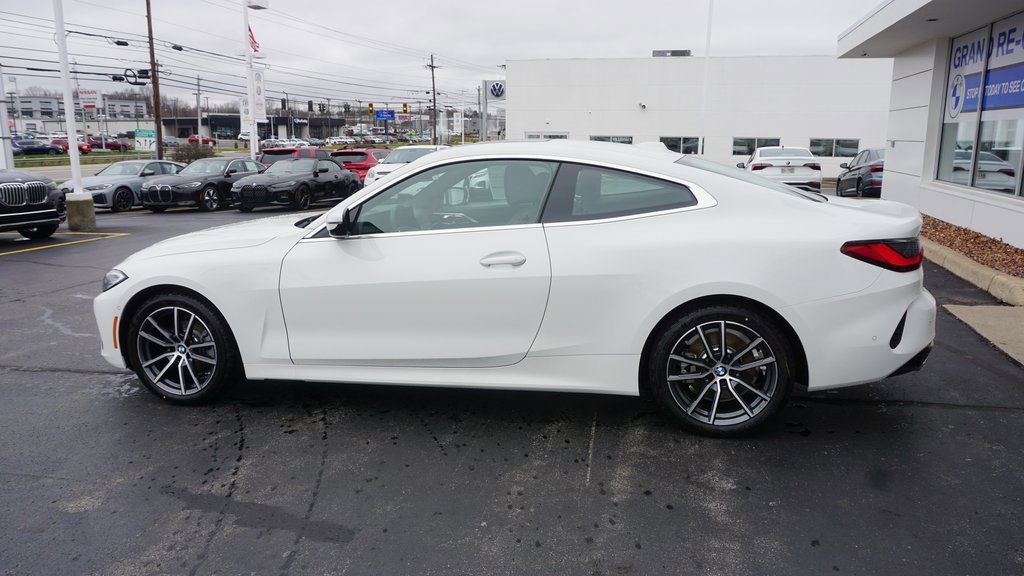 Used 2024 BMW 430i xDrive Coupe w/ Premium Package image 6
