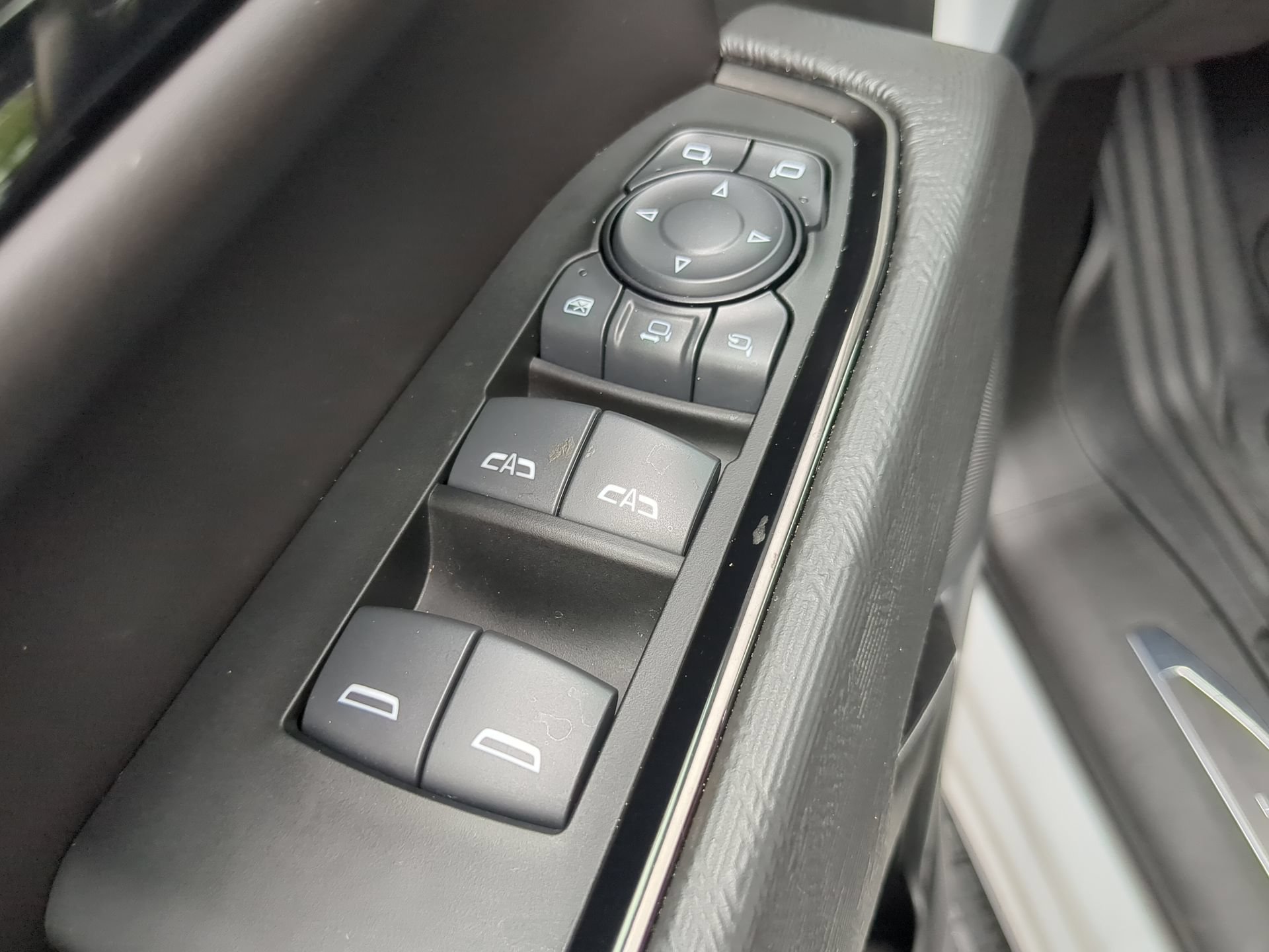 Used 2024 GMC Sierra 2500 AT4X AWD/4WD image 55