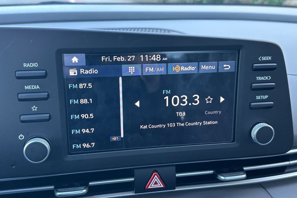 New 2025 Hyundai Elantra Sport FWD image 15