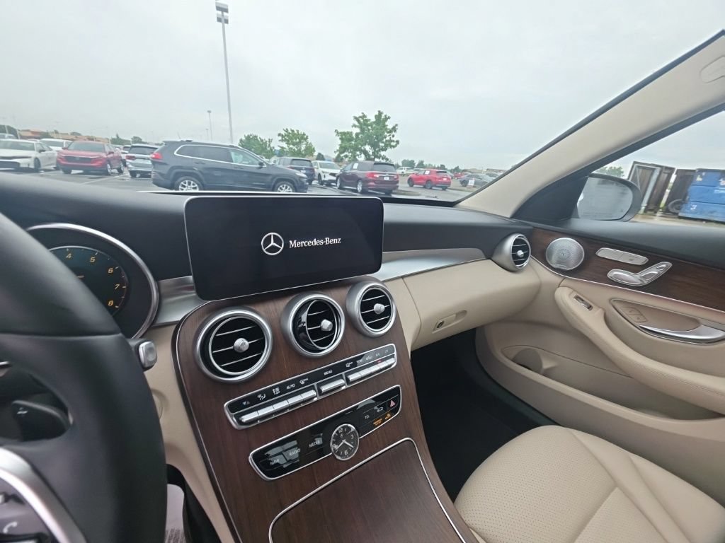 Used 2021 Mercedes-Benz C 300 4MATIC Sedan image 20