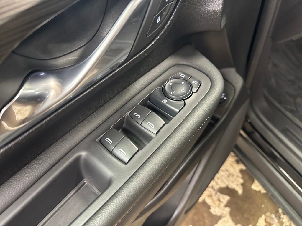 Certified 2024 GMC Terrain SLT w/ LPO, Floor Liner Package AWD/4WD image 16