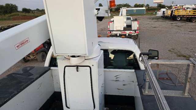 Used 2014 Ford F450 XL w/ Power Equipment Group image 30