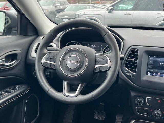 Used 2021 Jeep Compass Sport image 12