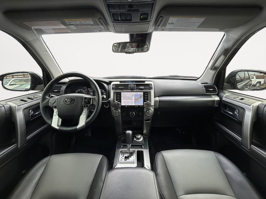 Used 2022 Toyota 4Runner SR5 Premium image 13