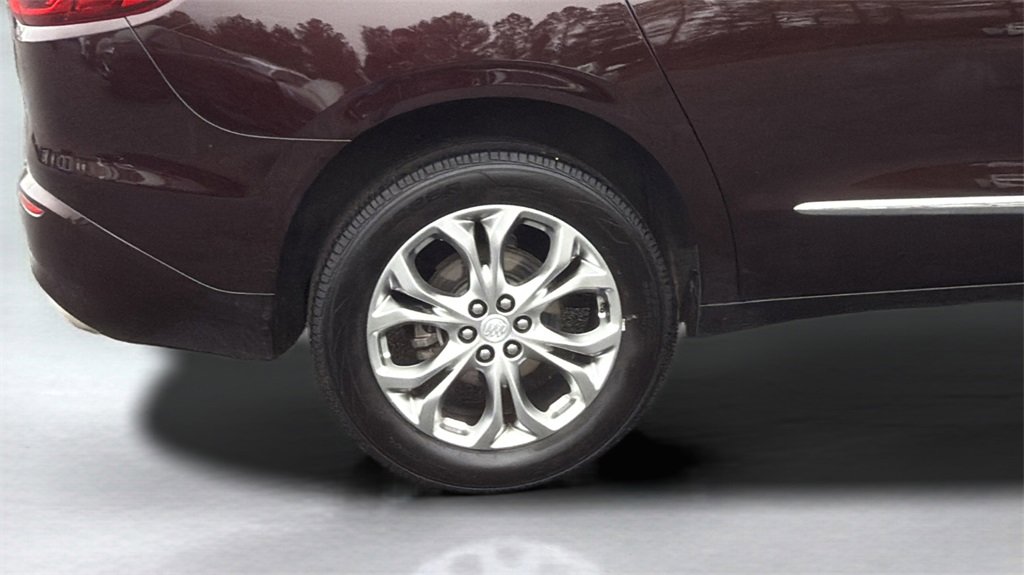 Used 2020 Buick Enclave Avenir w/ Avenir Technology Package image 17
