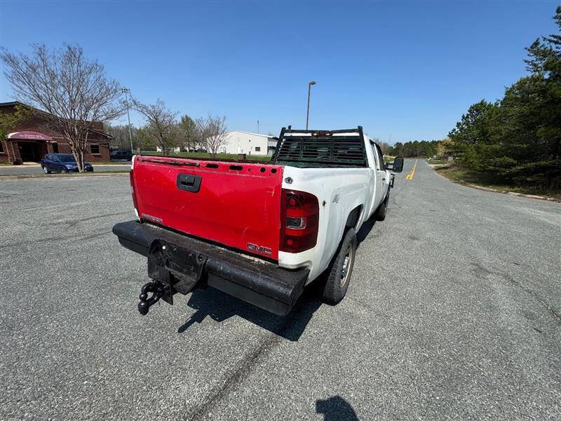 Used 2011 Chevrolet Silverado 3500 W/T image 13