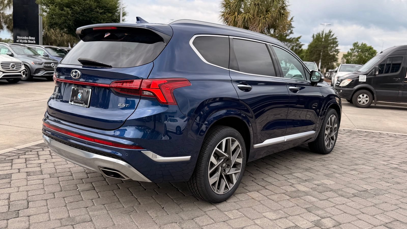 Used 2023 Hyundai Santa Fe Calligraphy FWD image 9