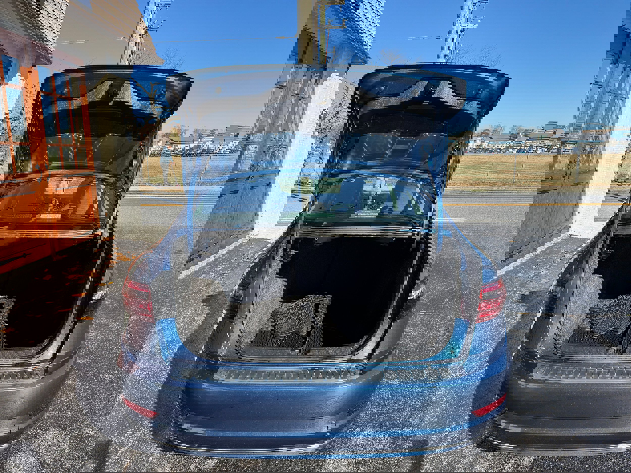 Used 2021 Volkswagen Jetta SE w/ SE Cold Weather Package image 29