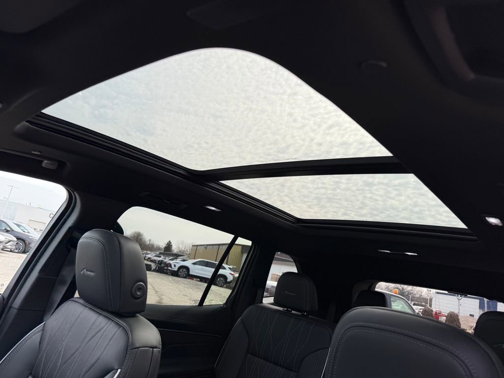 New 2026 Buick Enclave Avenir w/ Super Cruise Package image 14