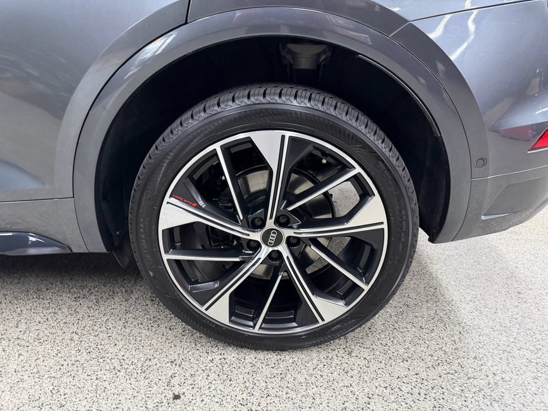 Used 2021 Audi SQ5 Prestige AWD/4WD image 40