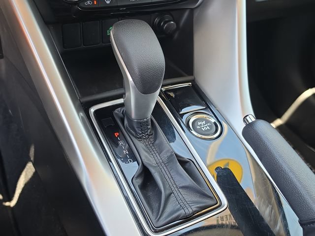 Used 2024 Mitsubishi Eclipse Cross ES AWD/4WD image 27