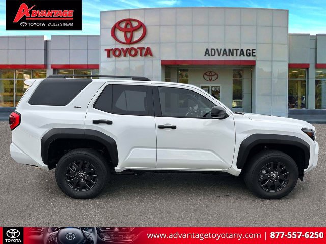 Used 2026 Toyota 4Runner SR5 RWD image 5