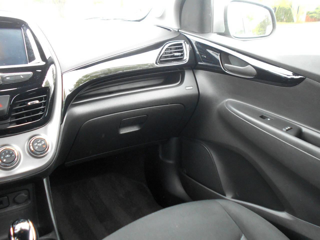 Used 2016 Chevrolet Spark LT image 11