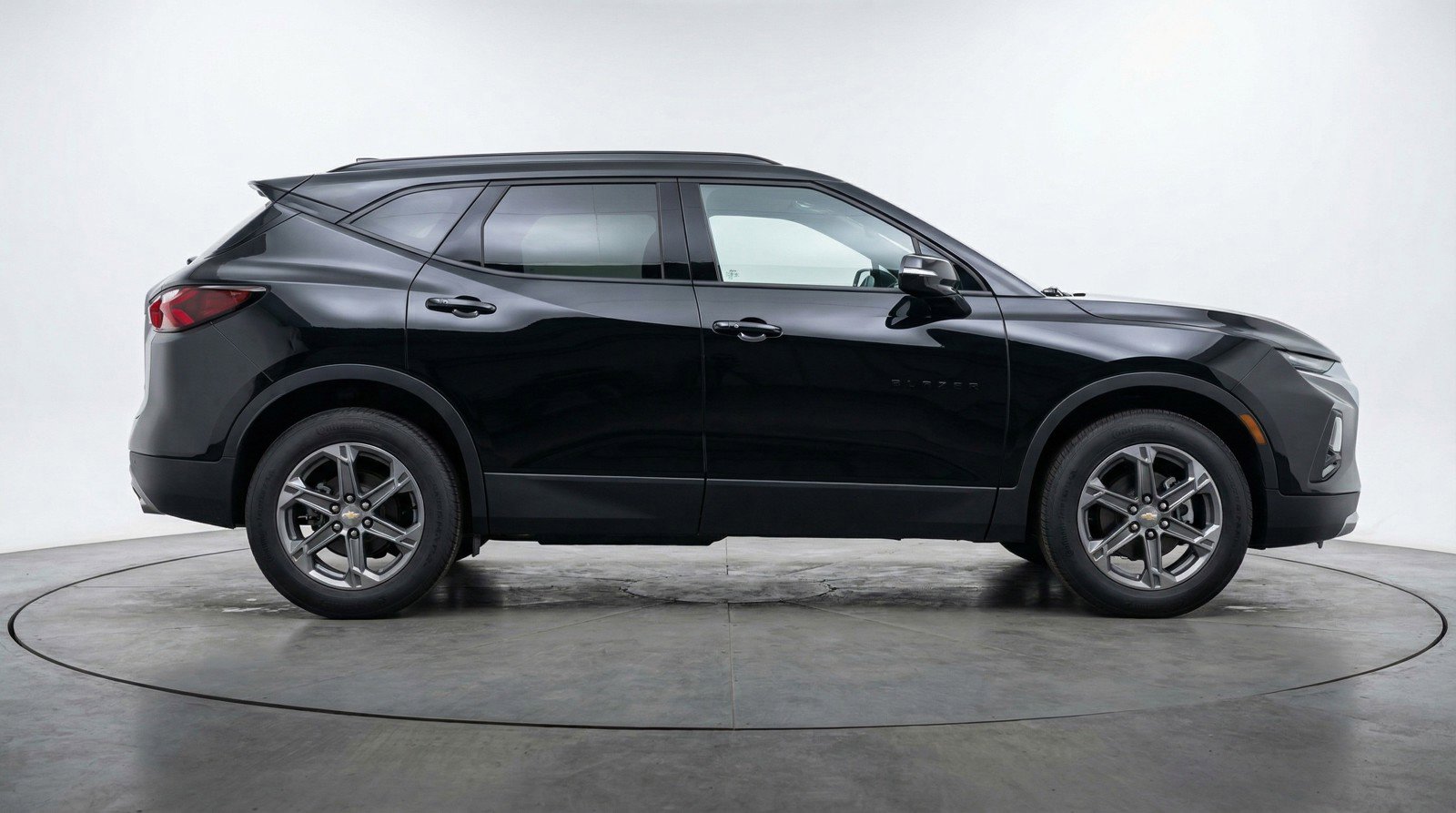 Used 2025 Chevrolet Blazer LT image 11