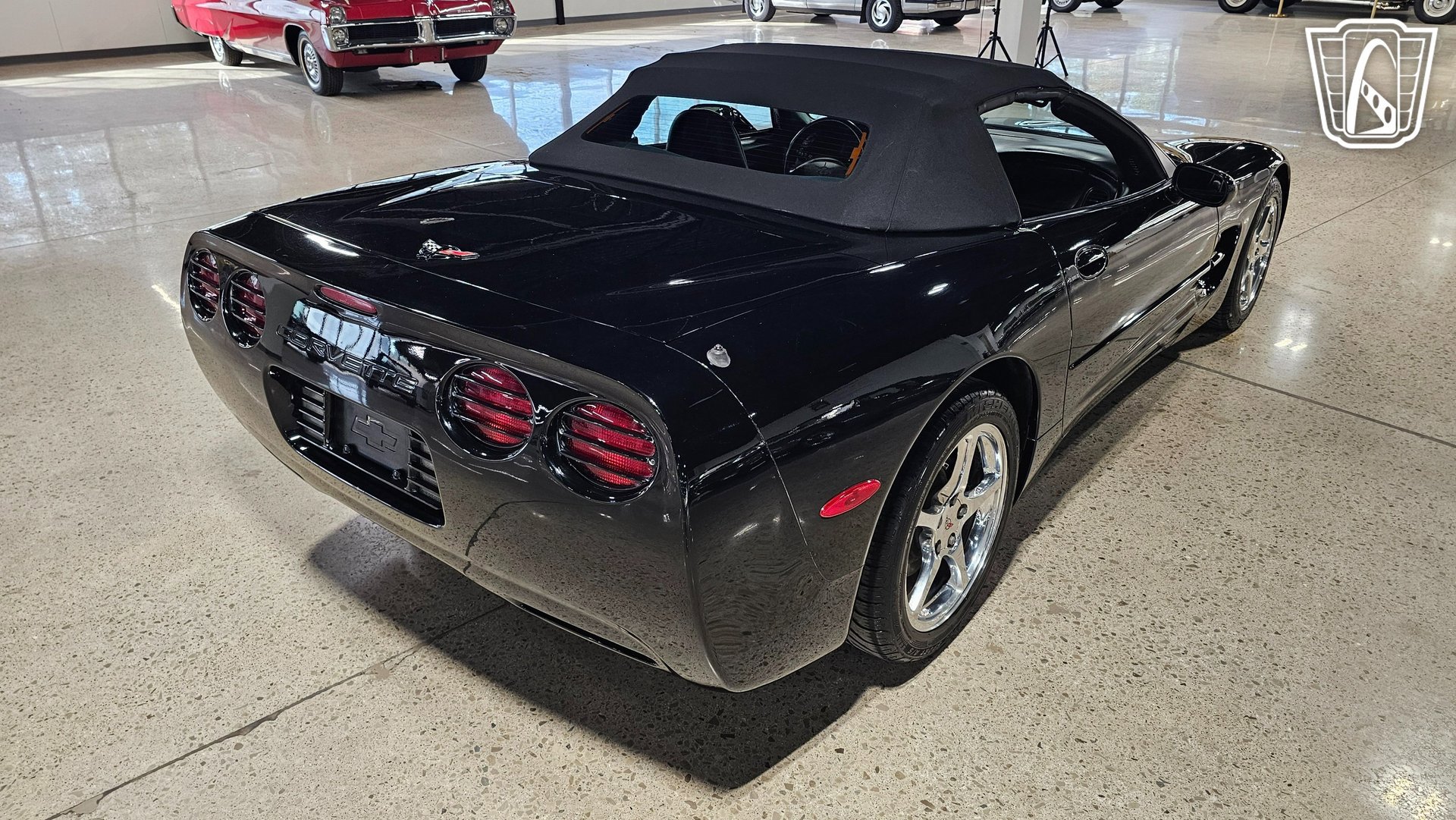 Used 2000 Chevrolet Corvette Convertible w/ Memory Pkg image 40