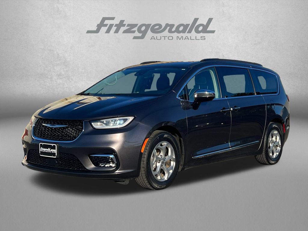 Used 2023 Chrysler Pacifica Limited FWD video 2